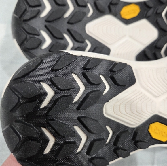 Hoka One one Transport Women’s Shoes Size 9.5D Wide NWOB - Picture 10 of 13